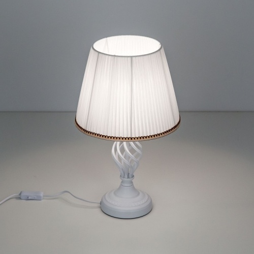 Настольная лампа декоративная Citilux Вена CL402800 в Артемовском фото 3