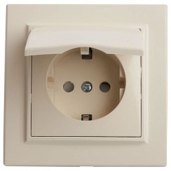 Розетка с заземлением и со шторкой, с крышкой Stekker Эрна 39238 в интернет-магазине "Галерея света"