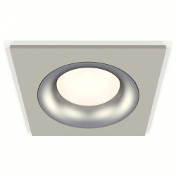 Встраиваемый светильник Ambrella Light XC XC7633004 в интернет-магазине "Галерея света"