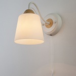 Бра Eurosvet Betty 70062/1 белый в интернет-магазине "Галерея света"