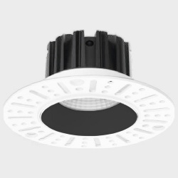 Встраиваемый светильник Italline IT02-028 IT02-028 black 3000K в интернет-магазине "Галерея света"