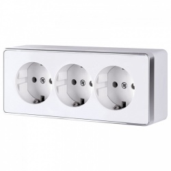 Розетка с заземлением и со шторками Werkel Gallant (белая) W5073101 в интернет-магазине "Галерея света"