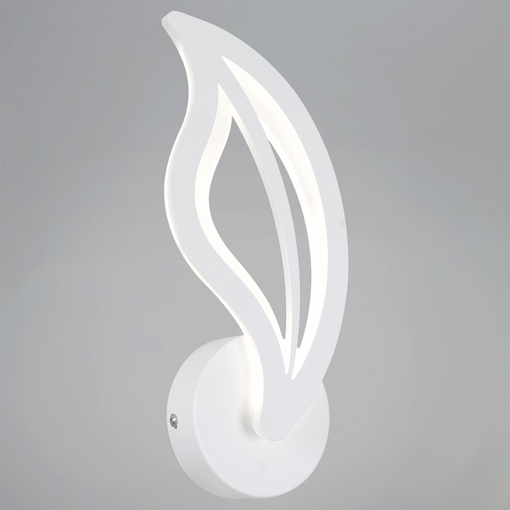 Накладной светильник  81990-0.2-01 WH в интернет-магазине "Галерея света"