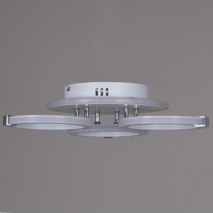 Потолочная люстра 06319 06319-3.3-03 WH+CR (RGB) в интернет-магазине "Галерея света"