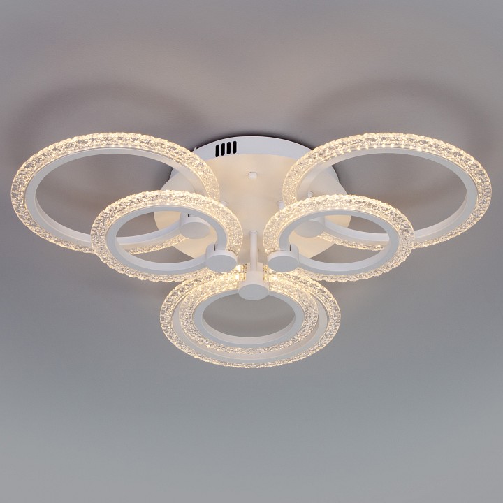 Потолочная люстра Eurosvet Wellen 90226/6 белый в интернет-магазине "Галерея света"