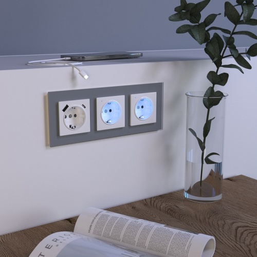 Розетка с заземлением и со шторками и USB, без рамки Werkel белый W1171701 в Нижнем Новгороде фото 4