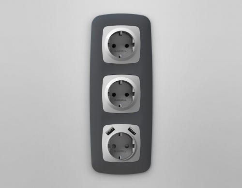 Накладка для розетки с заземлением и со шторками и 2хUSB type A Ambrella Volt OMEGA OP4090 в Нижнем Новгороде фото 2