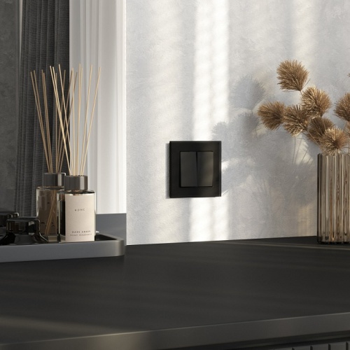 Рамка на 1 пост Werkel Senso (черный, стекло soft-touch) W0013108 в Нижнем Новгороде фото 3