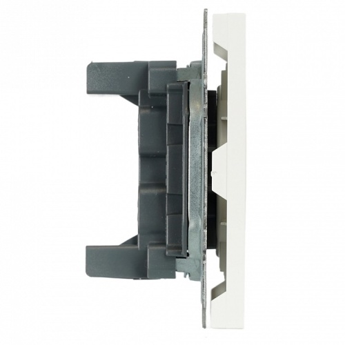 Розетка без заземления и со шторкой, без рамки Stekker Эмили 50234 в Нижнем Новгороде фото 4