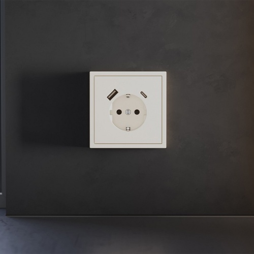 Накладка для розетки с заземлением и со шторками и 2хUSB type A и C Voltum S70 VLS001013 в Нижнем Новгороде фото 4