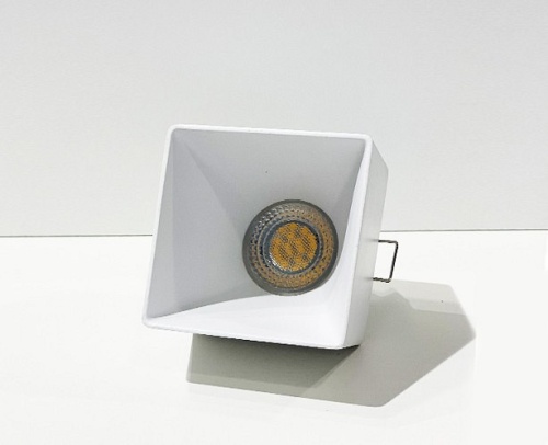 Встраиваемый светильник Italline DL 3024 DL 3024 white в Нижнем Новгороде фото 2