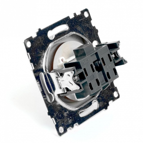 Розетка без заземления и со шторкой, без рамки Stekker Катрин 49025 в Нижнем Новгороде фото 2