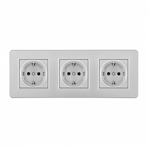Розетка с заземлением и со шторкой Arte Milano SET16-3 SET16-3-40-1x3 silver в Нижнем Новгороде