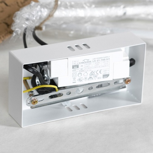 Люстра на штанге Lussole Beaumont LSP-7074 в Нижнем Новгороде фото 2