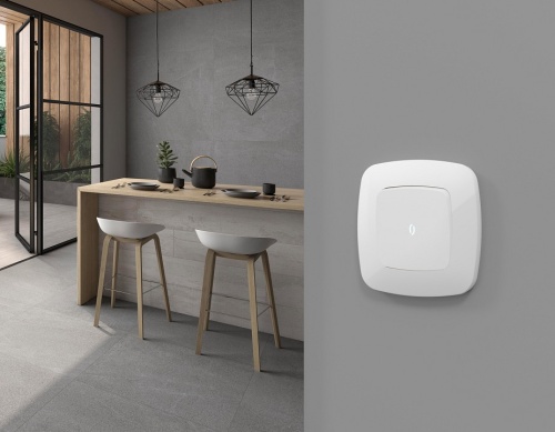 Выключатель самовозвратный одноклавишный с подсветкой, без рамки Ambrella Volt MO MO102055 в Нижнем Новгороде фото 2