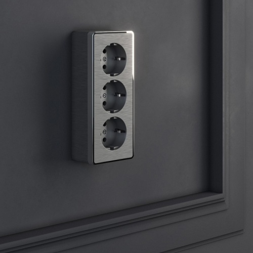 Розетка влагозащищенная с заземлением и со шторками Werkel Gallant (графит рифленый) W5073104 в Нижнем Новгороде фото 5