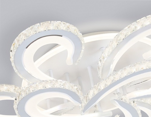 Потолочная люстра Ambrella Light FA FA1704 в Нижнем Новгороде фото 8