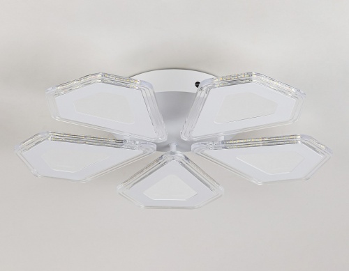 Потолочная люстра Ambrella Light FA FA4030 в Нижнем Новгороде фото 4