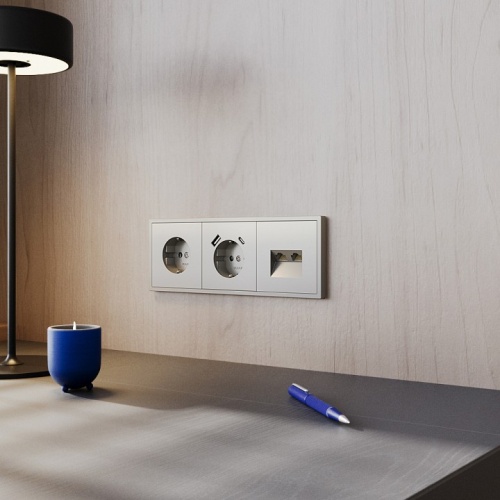 Розетка с заземлением, без рамки Voltum S70 VLS040104 в Нижнем Новгороде фото 7