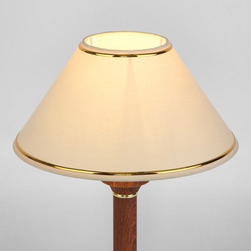 Настольная лампа декоративная Eurosvet Lorenzo 60019/1 орех в Сочи фото 4