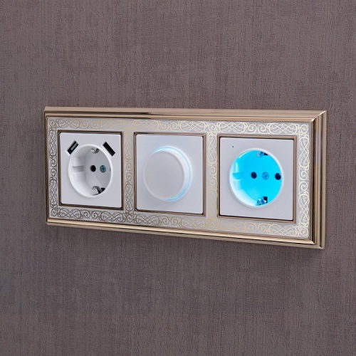 Розетка с заземлением и со шторками и 2хUSB, без рамки Werkel белый W1171501 в Нижнем Новгороде фото 14