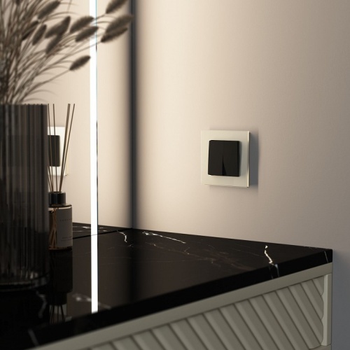 Рамка на 1 пост Werkel Senso (шампань, стекло soft-touch) W0013111 в Нижнем Новгороде фото 2