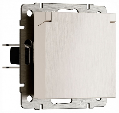 Розетка влагозащищенная с заземлением и со шторкой, без рамки с крышкой Werkel перламутровый рифленый W1171213 в Нижнем Новгороде