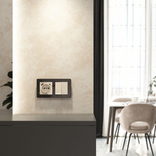 Розетка с заземлением и со шторками и 2хUSB, без рамки Werkel айвори акрил W1171743 в Нижнем Новгороде фото 3