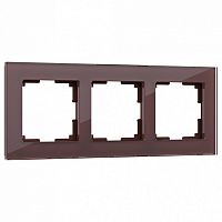 Рамка на 3 поста Werkel Favorit 1 W0031118 в Нижнем Новгороде