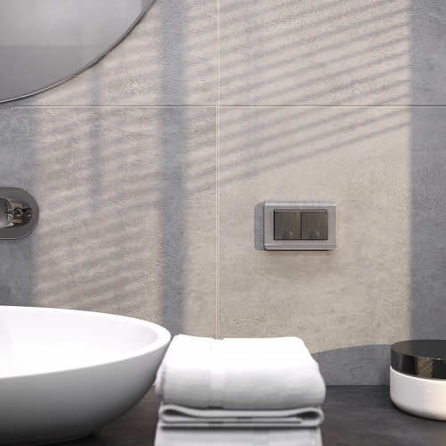 Розетка двойная влагозащищенная с заземлением и со шторками, без рамки с крышкой Werkel графит рифленый W1172204 в Нижнем Новгороде фото 2