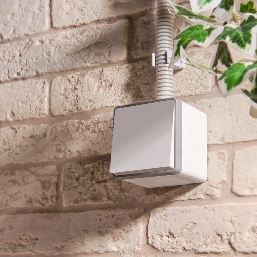 Выключатель одноклавишный влагозащищенный Werkel Gallant (белая) W5010201 в Нижнем Новгороде фото 2