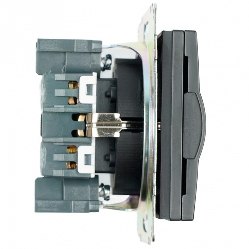 Розетка с заземлением и со шторкой, без рамки с крышкой Stekker Катрин 39608 в Нижнем Новгороде фото 7