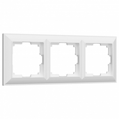 Рамка на 3 поста Werkel Fiore W0032201 в Нижнем Новгороде