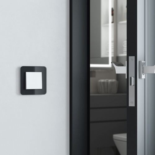 Рамка на 1 пост Werkel Elite (черный, стекло) W0012448 в Нижнем Новгороде фото 4