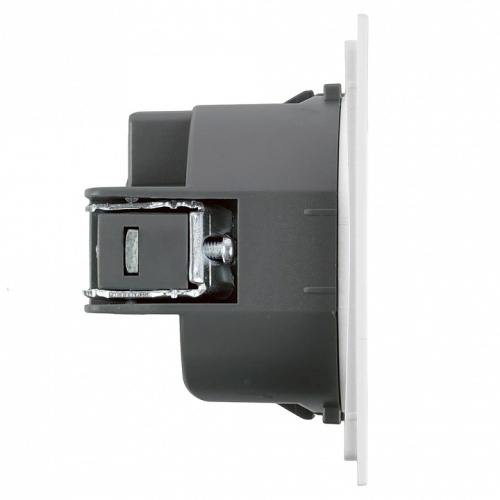 Розетка с заземлением и со шторкой Stekker Мия 50440 в Нижнем Новгороде фото 4