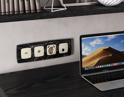 Розетка Ethernet RJ-45 и со шторками, без рамки Ambrella Volt OMEGA MO332005 в Нижнем Новгороде фото 5