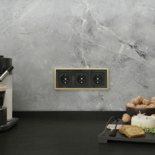 Рамка на 3 поста Werkel Baguette (черный/латунь) W0032852 в Нижнем Новгороде фото 4