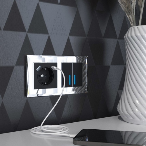 Розетка с заземлением и со шторками и USB, без рамки Werkel черный W1171708 в Нижнем Новгороде фото 3