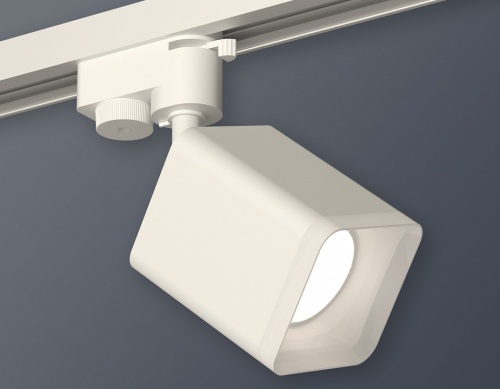 Светильник на штанге Ambrella Light XT XT7812022 в Нижнем Новгороде фото 2