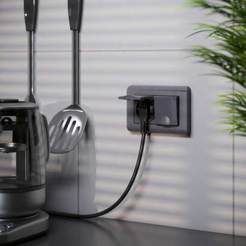 Розетка двойная влагозащищенная с заземлением и со шторками, без рамки с крышкой Werkel графит рифленый W1172204 в Нижнем Новгороде фото 3