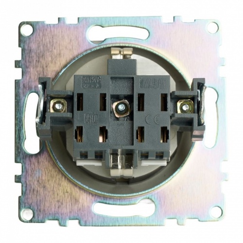 Розетка с заземлением и со шторкой, без рамки Stekker Катрин 49423 в Нижнем Новгороде фото 7