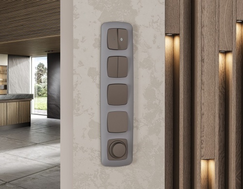 Выключатель самовозвратный одноклавишный без рамки Ambrella Volt MO MO631050 в Нижнем Новгороде фото 3