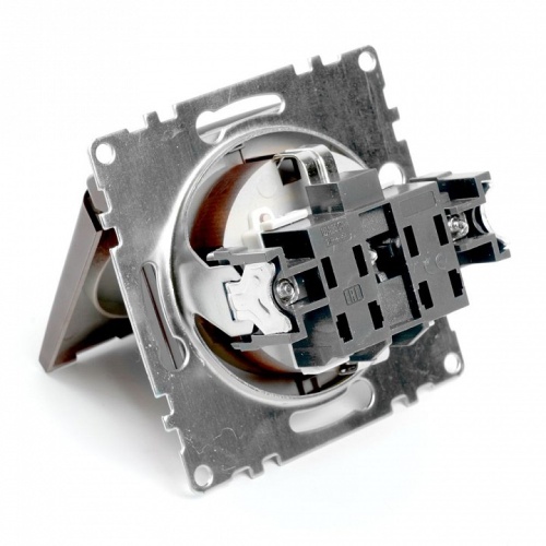 Розетка с заземлением и со шторкой, без рамки с крышкой Stekker Катрин 49029 в Нижнем Новгороде фото 8