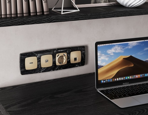 Розетка Ethernet RJ-45 и со шторками, без рамки Ambrella Volt OMEGA MO612005 в Нижнем Новгороде фото 3