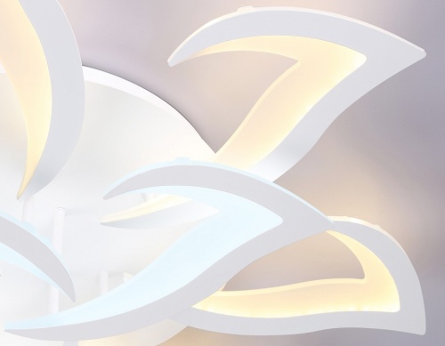 Потолочная люстра Ambrella Light FA FA4473 в Нижнем Новгороде фото 2