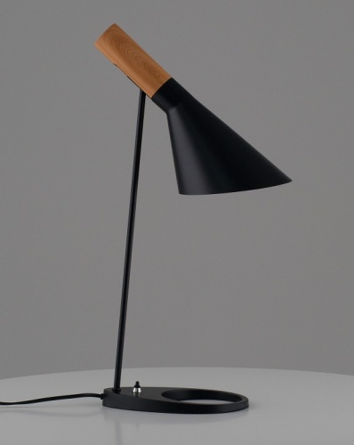 Настольная лампа офисная Moderli Turin V11333-1T в Нижнем Новгороде фото 6