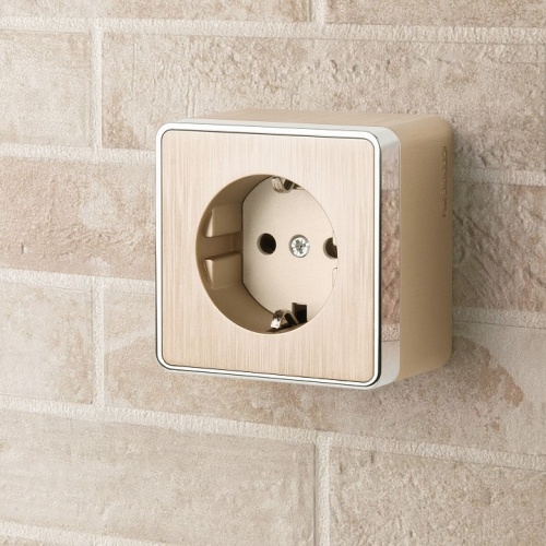 Розетка с заземлением Werkel Gallant (шампань рифленый) W5071010 в Нижнем Новгороде фото 2