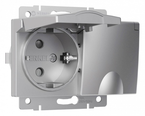 Розетка двойная влагозащищенная с заземлением и со шторками, без рамки с крышкой Werkel серебряные W1172206 в Нижнем Новгороде