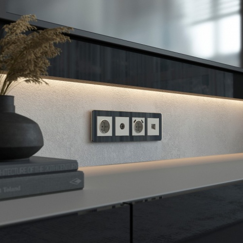 Накладка для розетки с заземлением и 2хUSB Werkel дымчатый W1279504 в Нижнем Новгороде фото 2