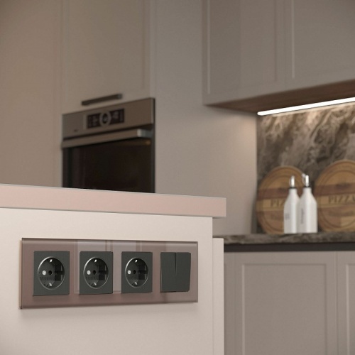 Рамка на 4 поста Werkel Favorit (латте, стекло) W0041142 в Нижнем Новгороде фото 3